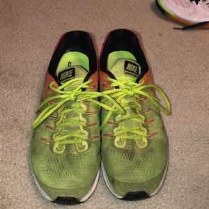 Men’s Nike Zoom Pegasus 33’s